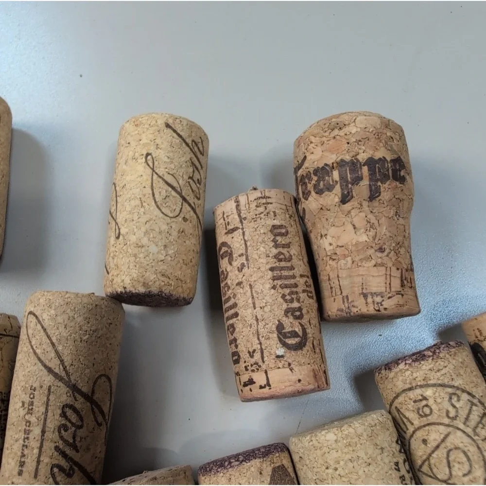 Bag of Wine Corks for Crafting Wide Variety Home Decor Wedding